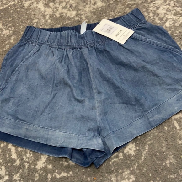 RVCA Pants - RVCA shorts size med